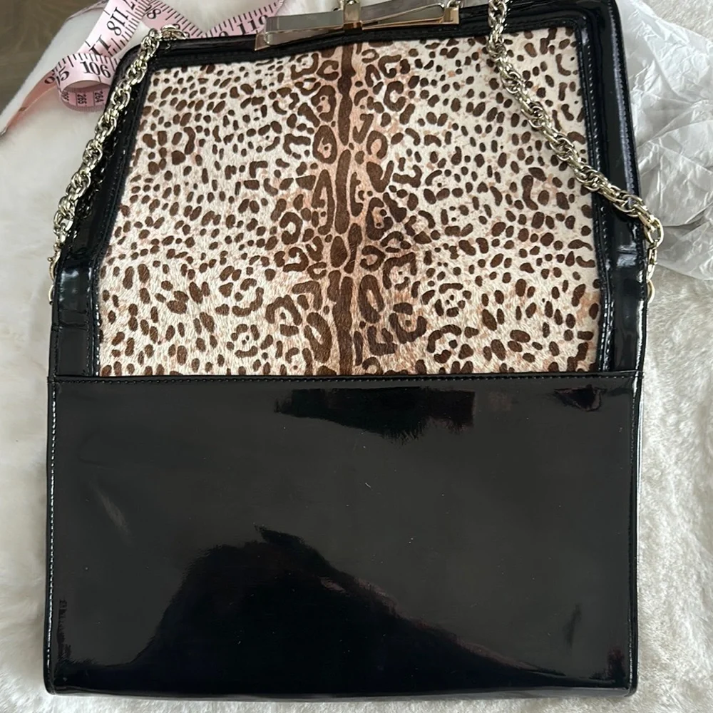 NWT WHBM Animal Print Clutch, Removable Chain - Picture 2 of 11